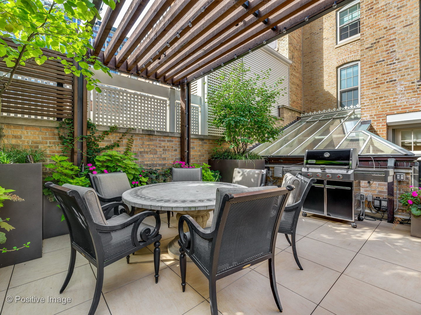 1425 North State Parkway Chicago IL 60610