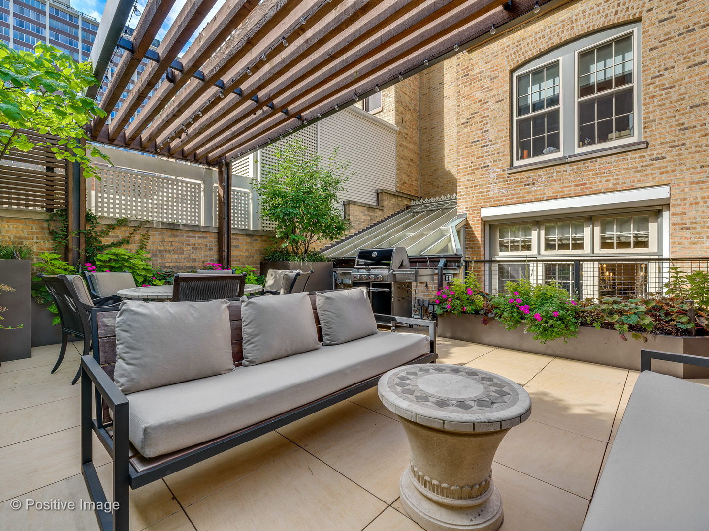 1425 North State Parkway Chicago IL 60610