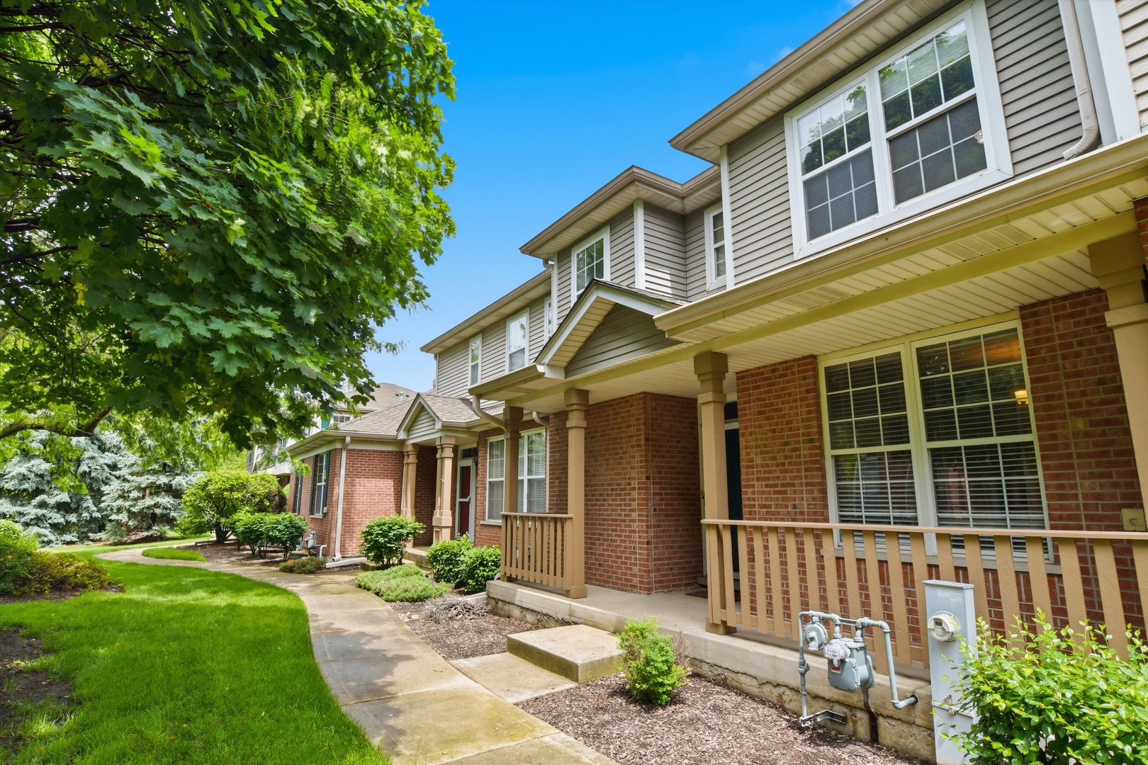 6727 Pine Lake Drive Tinley Park IL 60477