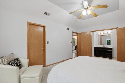 6727 Pine Lake Drive Tinley Park IL 60477