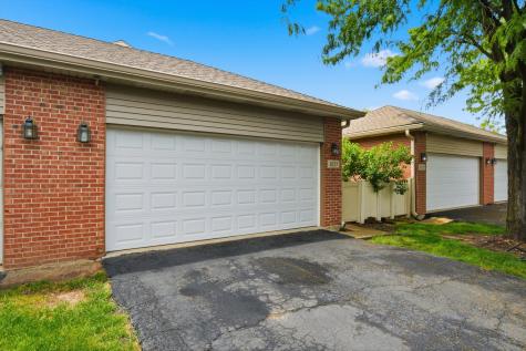 6727 Pine Lake Drive Tinley Park IL 60477