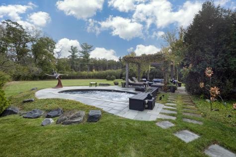 1551 Mill Trail Highland Park IL 60035