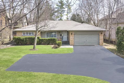 1305 Stratford Road Deerfield IL 60015