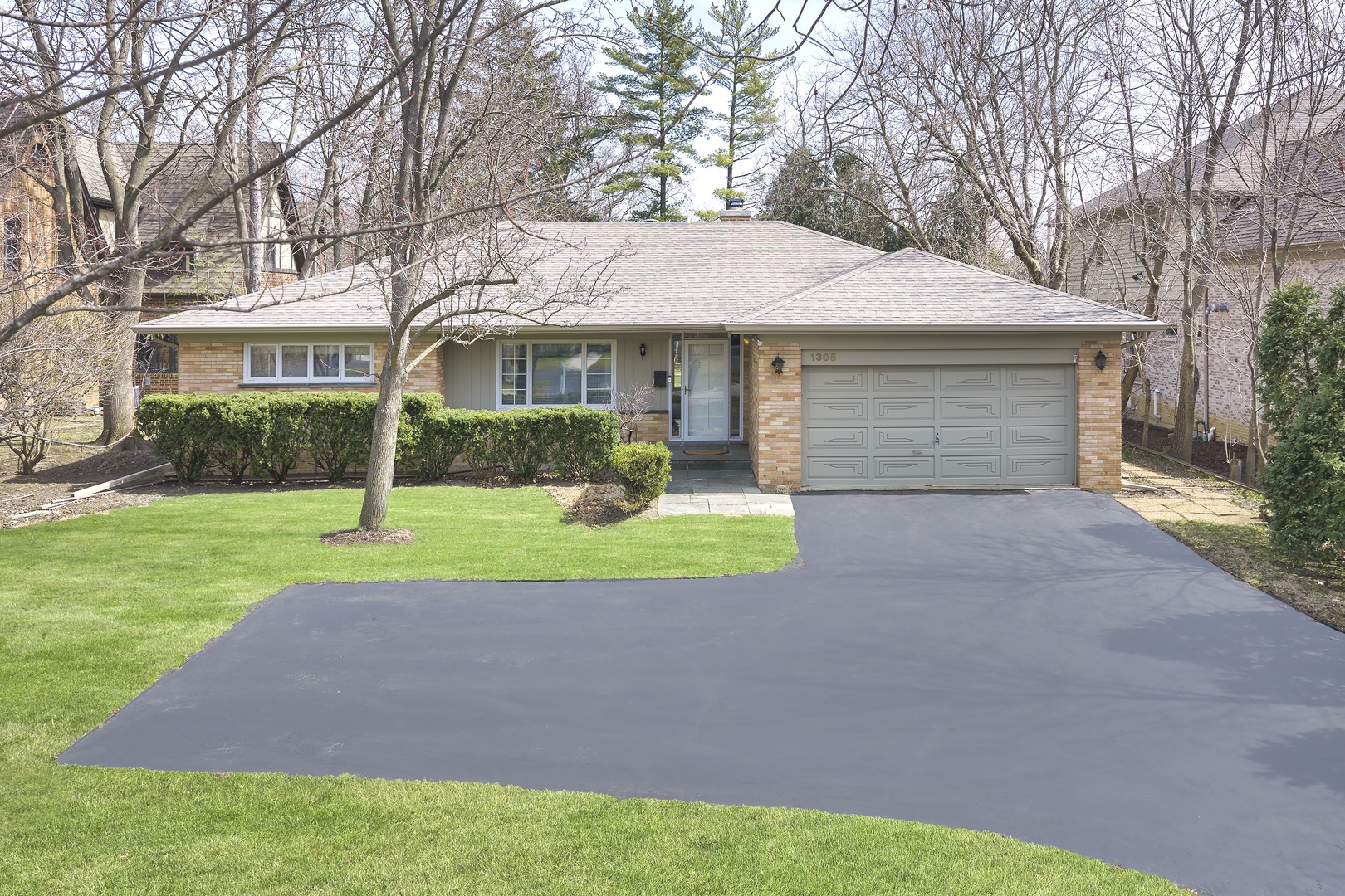 1305 Stratford Road Deerfield IL 60015