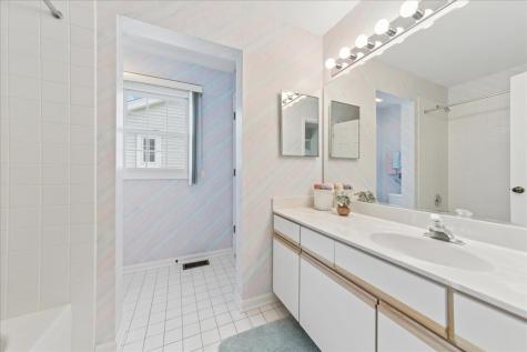 613 Rose Lane Bartlett IL 60103