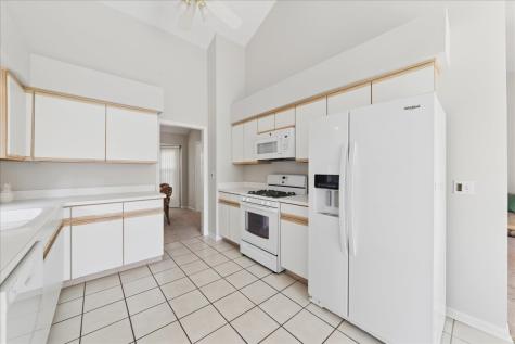 613 Rose Lane Bartlett IL 60103