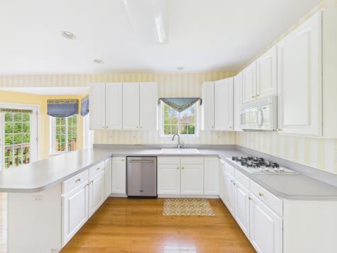 7486 Abbey Road Gurnee IL 60031