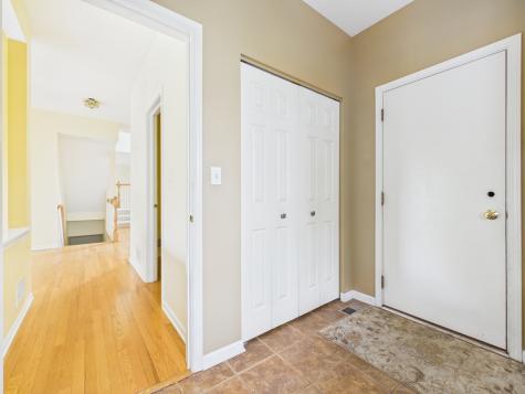 7486 Abbey Road Gurnee IL 60031