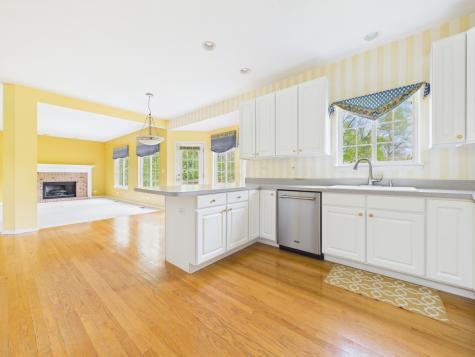 7486 Abbey Road Gurnee IL 60031