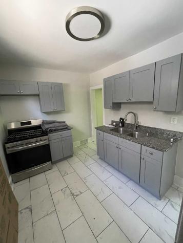 9154 South May Street Chicago IL 60620
