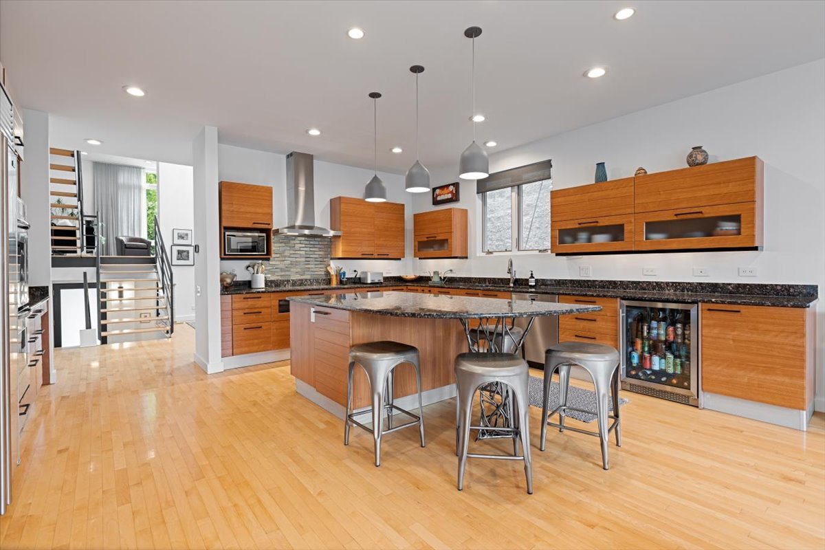 1726 North Winchester Avenue Chicago IL 60622