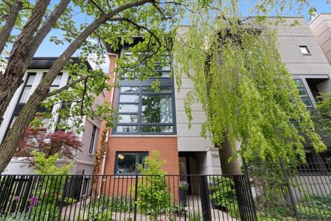 1726 North Winchester Avenue Chicago IL 60622