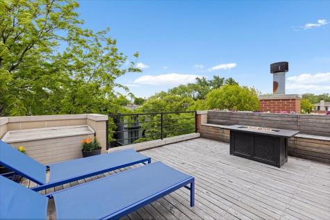 1726 North Winchester Avenue Chicago IL 60622