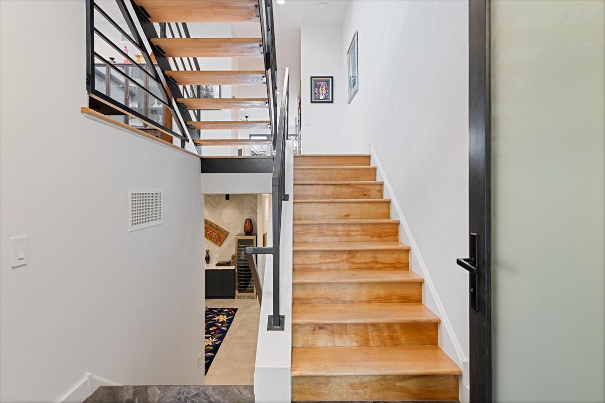 1726 North Winchester Avenue Chicago IL 60622