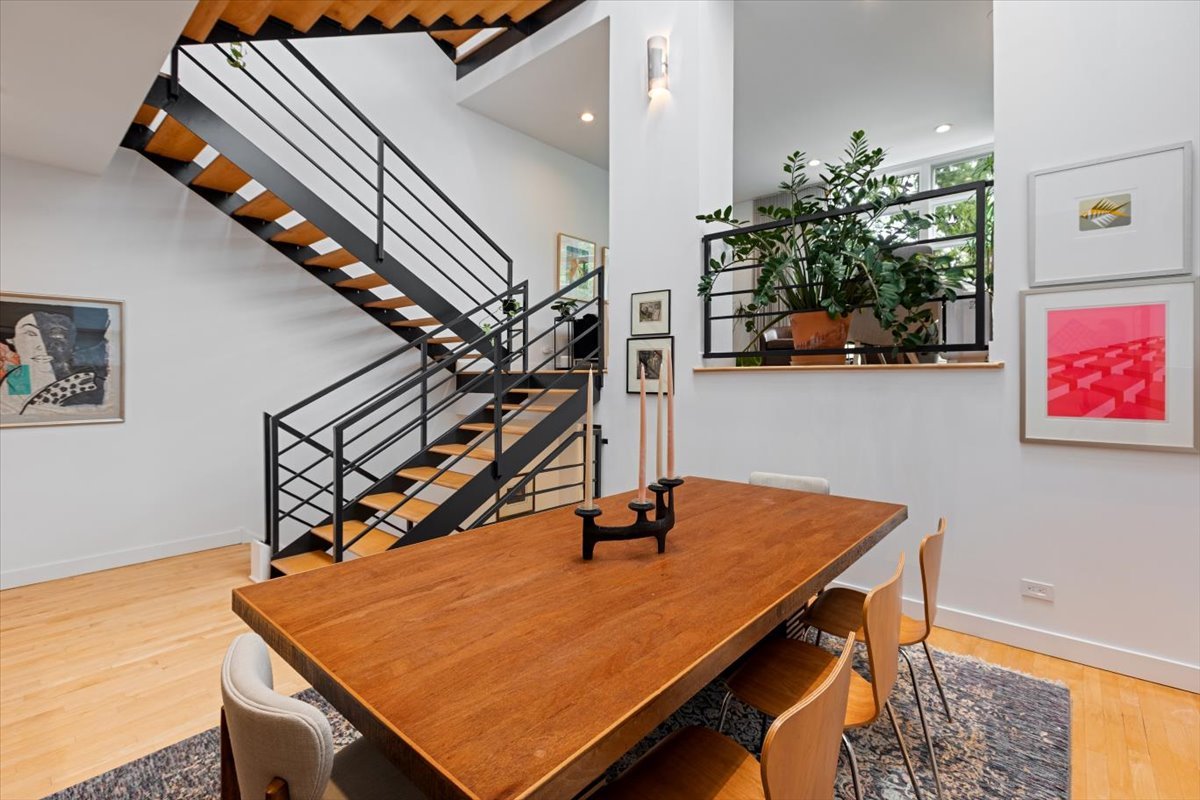 1726 North Winchester Avenue Chicago IL 60622