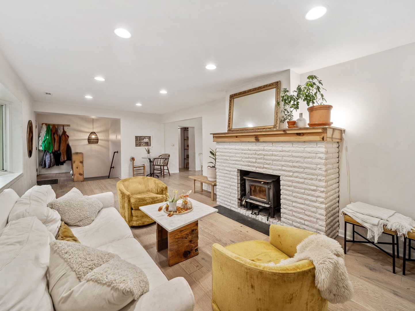 1S655 Taylor Road Glen Ellyn IL 60137