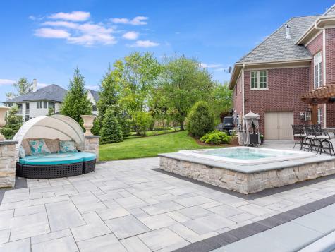4N881 Old Farm Road St. Charles IL 60175