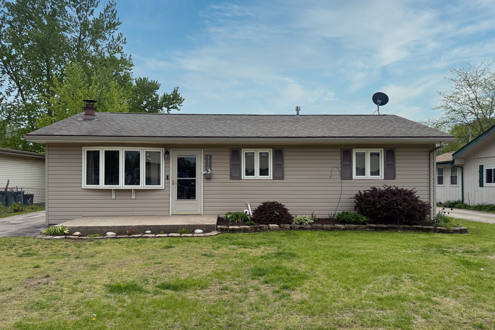 1119 Evans Avenue Machesney Park IL 61115