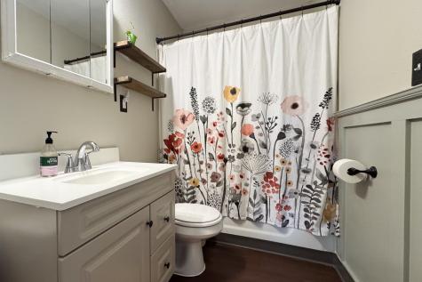 1119 Evans Avenue Machesney Park IL 61115