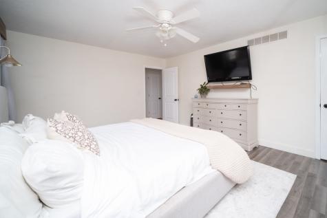 1119 Evans Avenue Machesney Park IL 61115