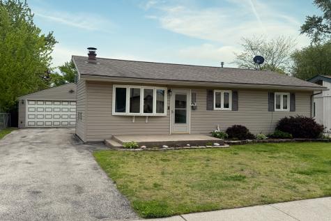 1119 Evans Avenue Machesney Park IL 61115