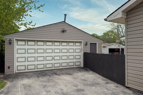 1119 Evans Avenue Machesney Park IL 61115