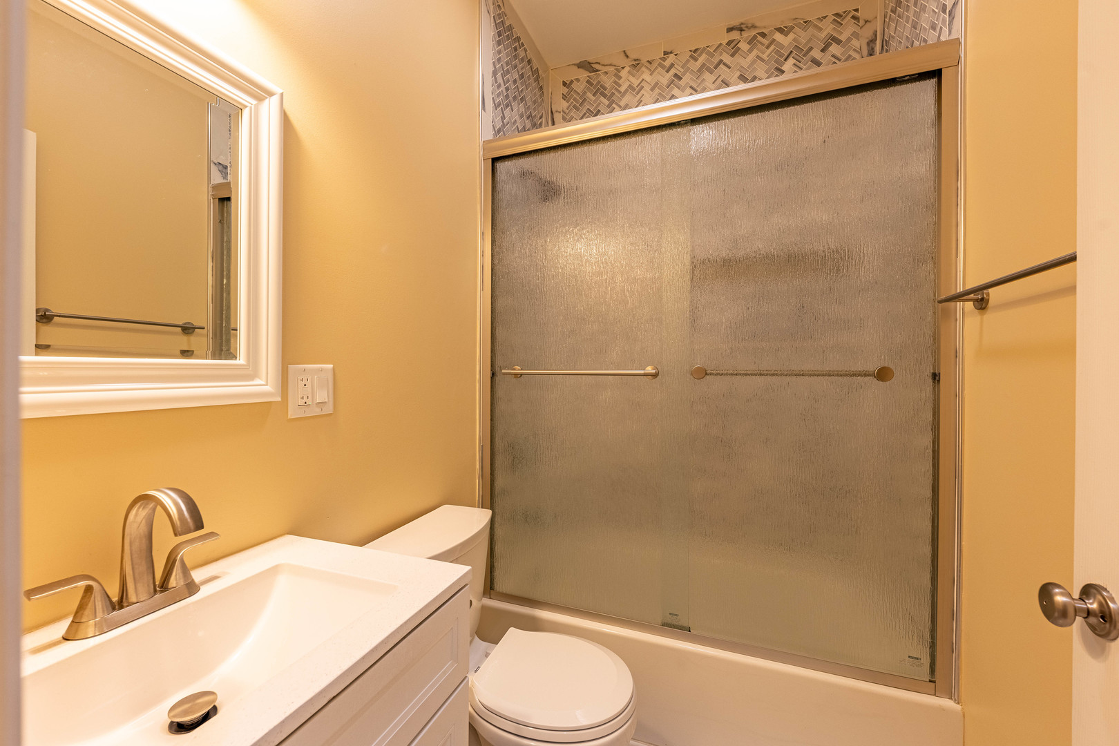 2012 West Coulter Street Chicago IL 60608