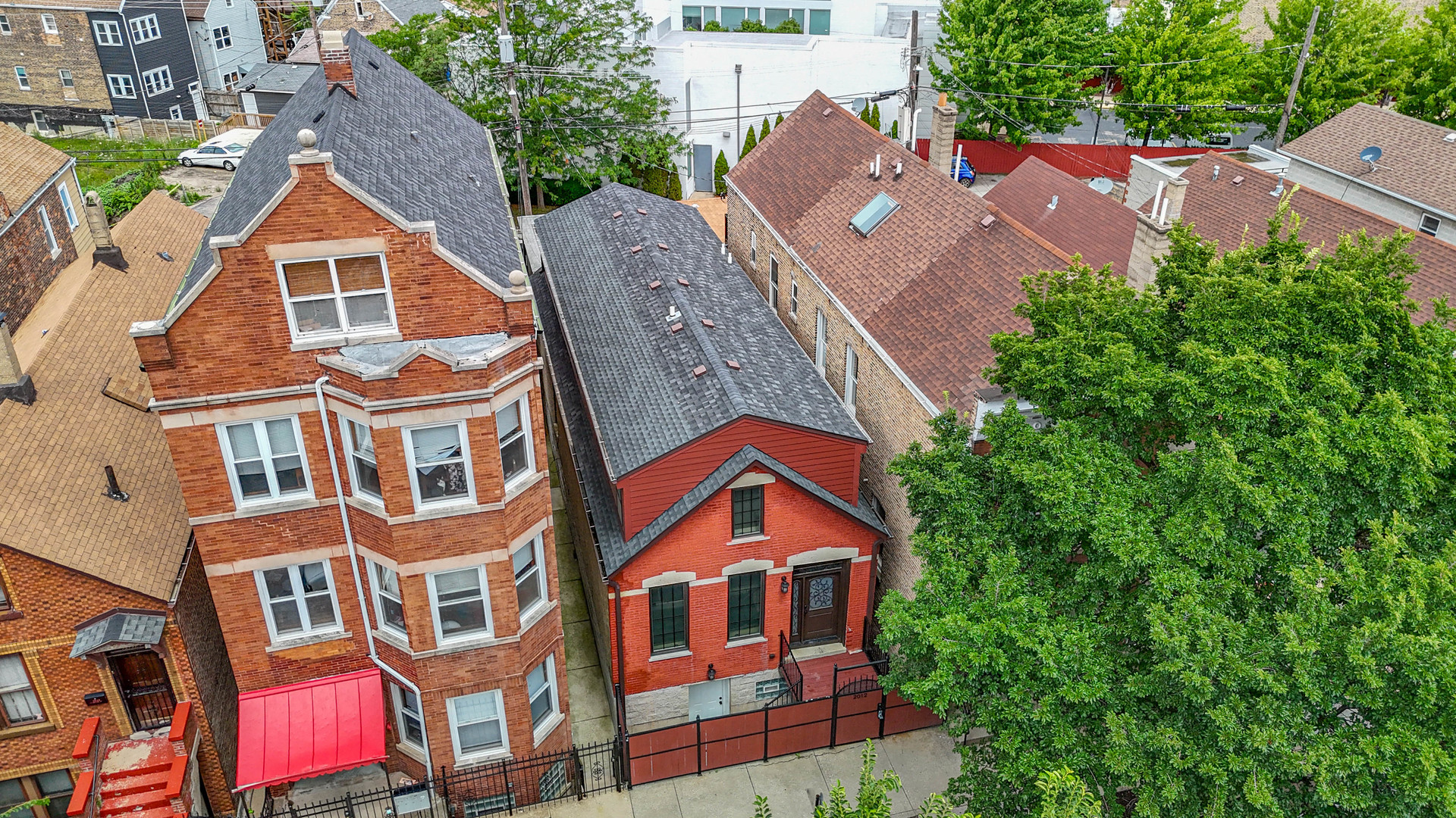 2012 West Coulter Street Chicago IL 60608