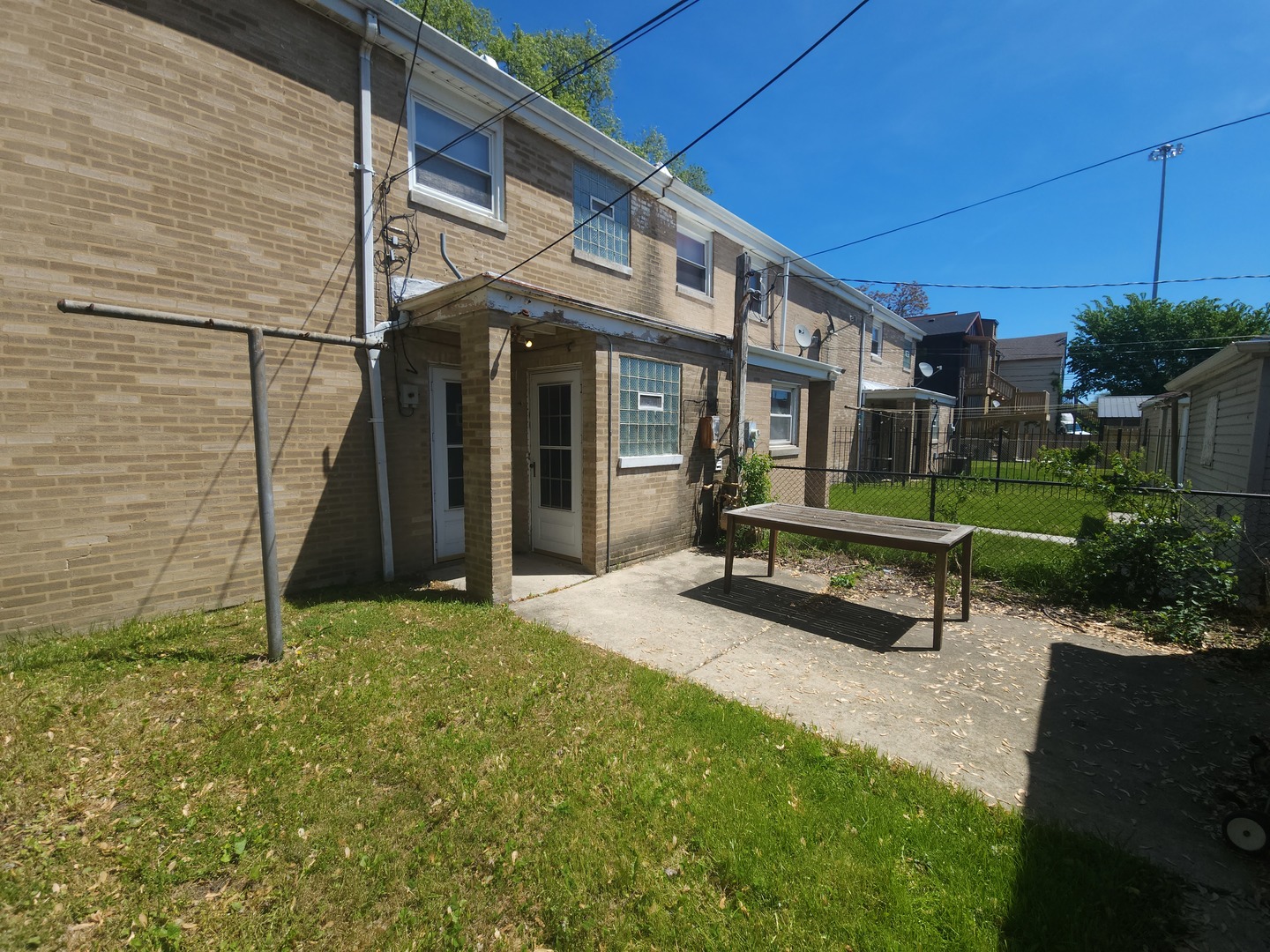 257 West Swann Street Chicago IL 60609