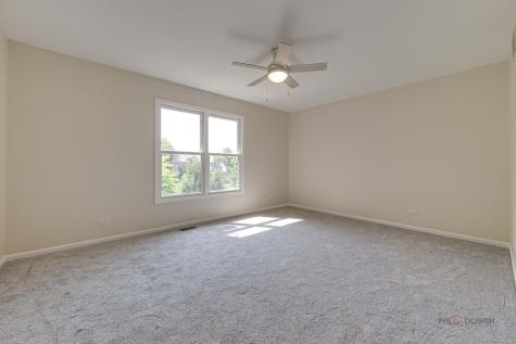 2482 Wyeth Drive West Chicago IL 60185