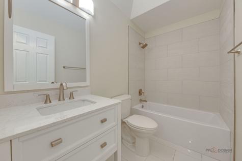 2482 Wyeth Drive West Chicago IL 60185