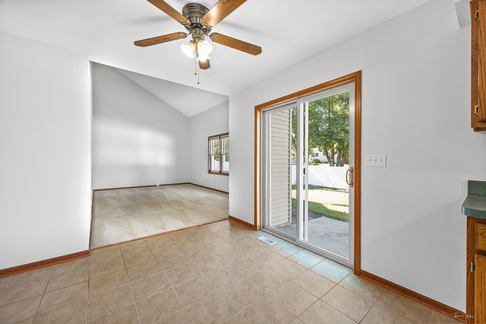 703 Avondale Lane Aurora IL 60504