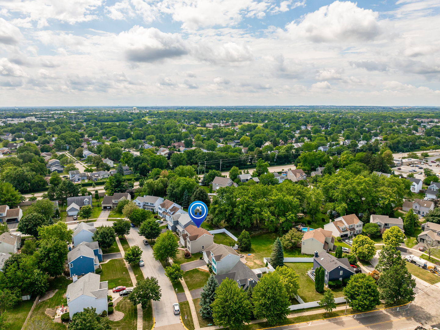 703 Avondale Lane Aurora IL 60504