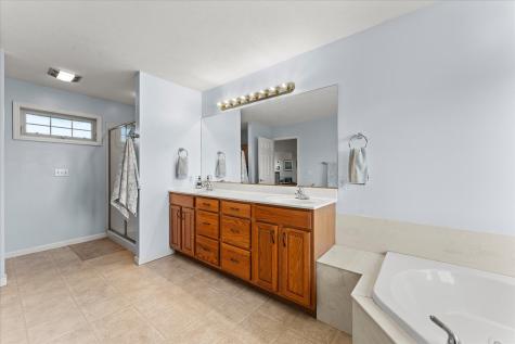506 Riverbend Boulevard Mahomet IL 61853