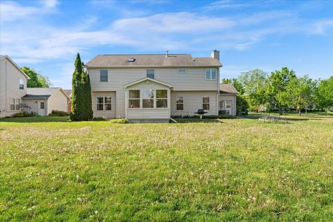506 Riverbend Boulevard Mahomet IL 61853
