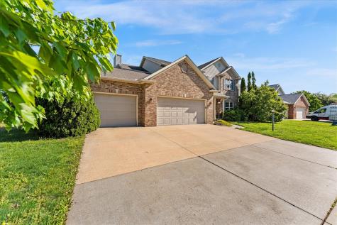 506 Riverbend Boulevard Mahomet IL 61853
