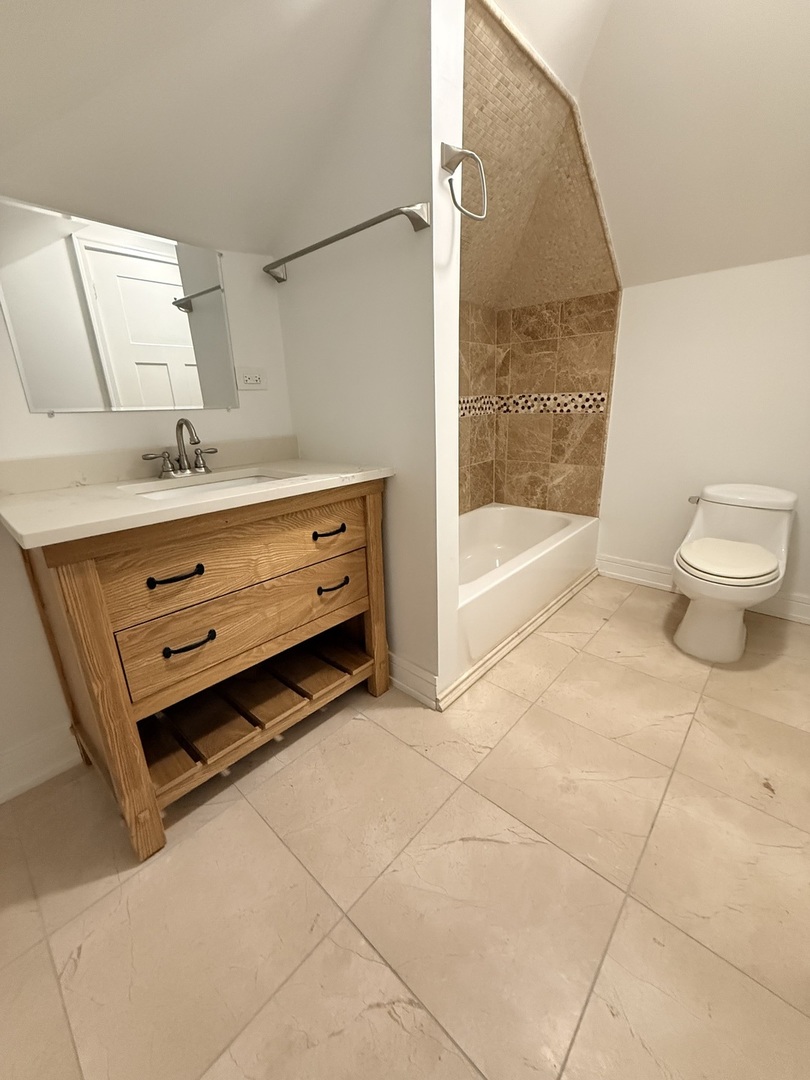 11949 South Yale Avenue Chicago IL 60628