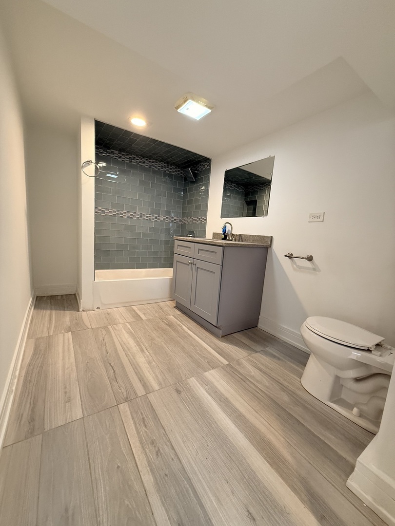 11949 South Yale Avenue Chicago IL 60628