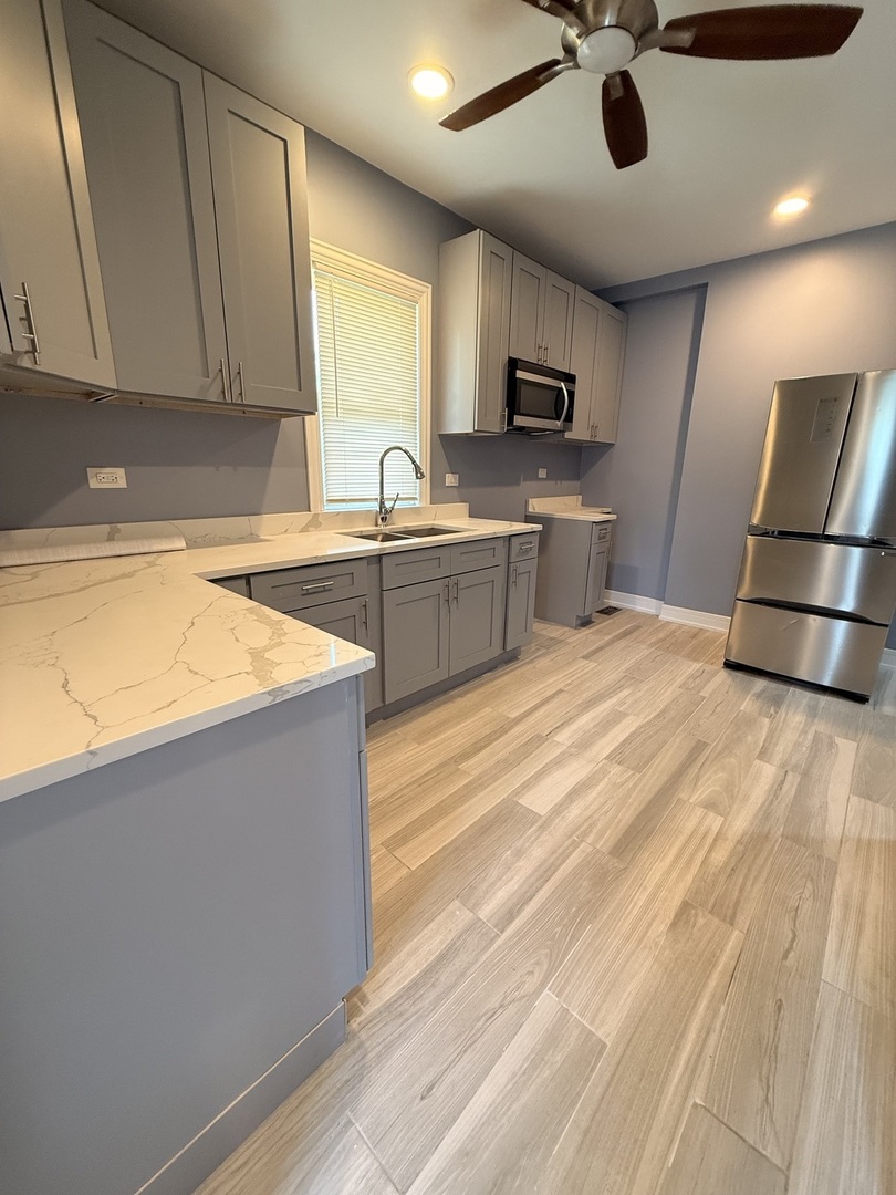 11949 South Yale Avenue Chicago IL 60628