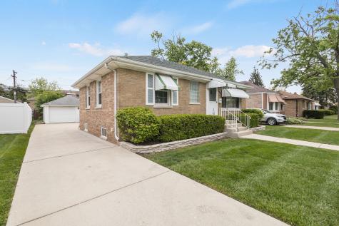 2509 South 10th Avenue Broadview IL 60155