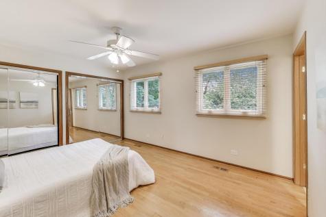 111 South Brighton Place Arlington Heights IL 60004