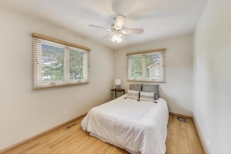 111 South Brighton Place Arlington Heights IL 60004