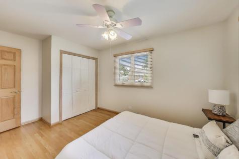 111 South Brighton Place Arlington Heights IL 60004