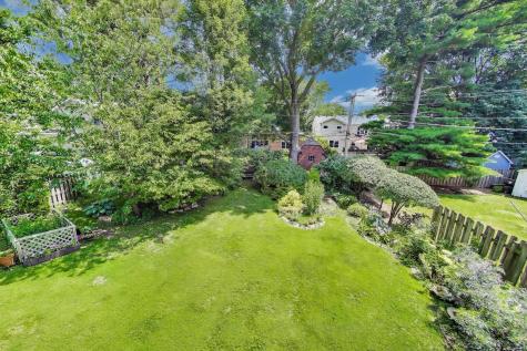 111 South Brighton Place Arlington Heights IL 60004