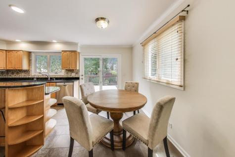 111 South Brighton Place Arlington Heights IL 60004