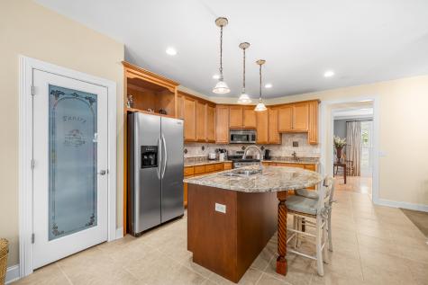 617 Sheffield Circle Sugar Grove IL 60554