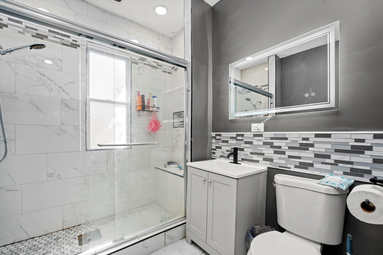 11230 South Vernon Avenue Chicago IL 60628