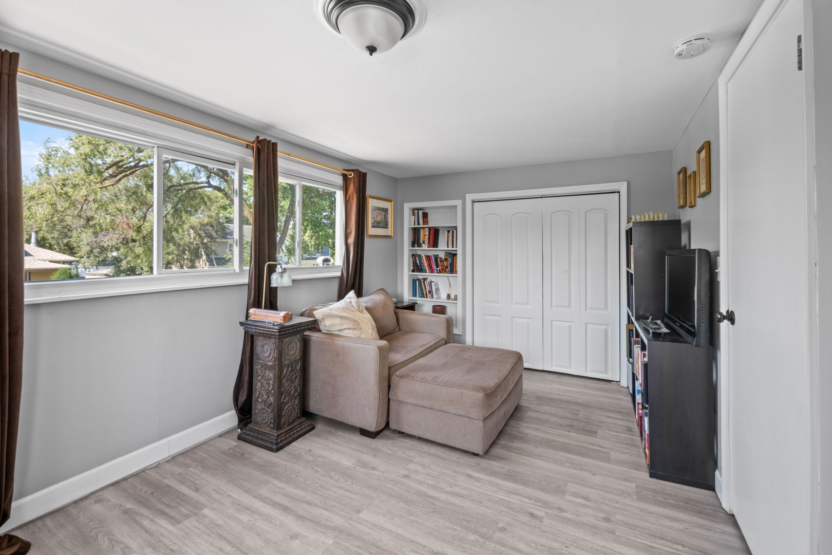 4333 Blanchan Avenue Brookfield IL 60513