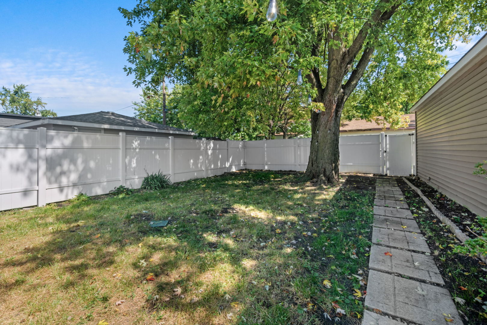 4333 Blanchan Avenue Brookfield IL 60513