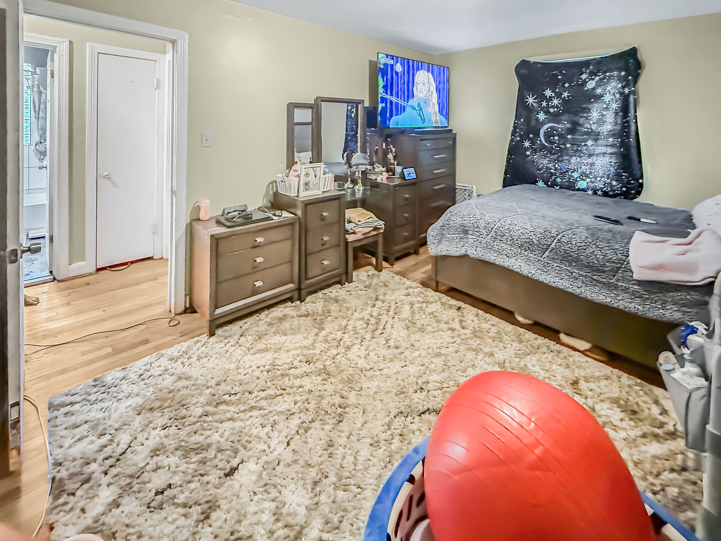 8539 South Saint Lawrence Avenue Chicago IL 60619